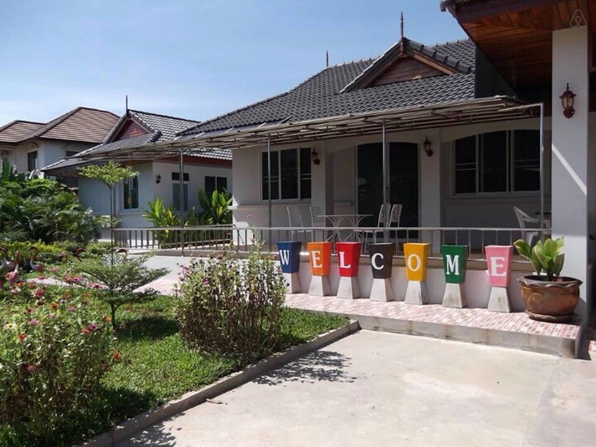 Nuch'S Apple Guest House Si Bun Ruang Bagian luar foto